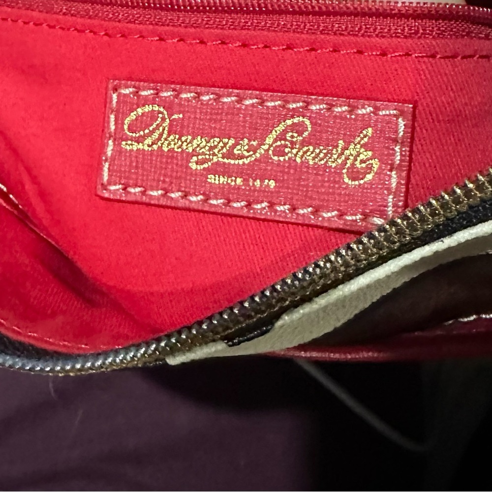 Dooney & Bourke Crossbody Giraffe print with Red Leather trim NWOT W/FRE… - Picture 11 of 13
